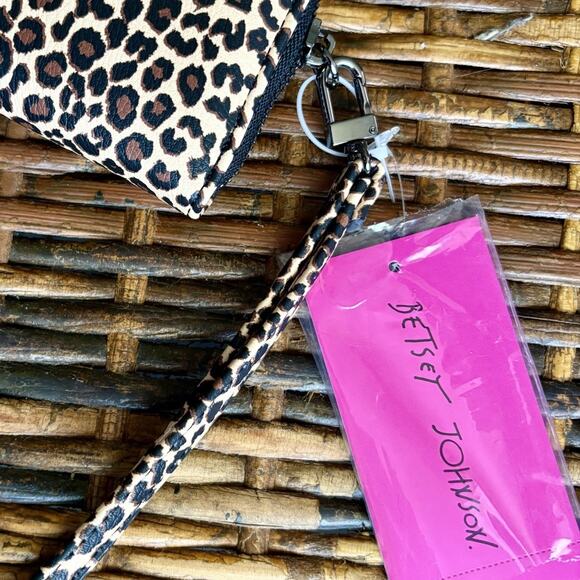 BETSEY JOHNSON Leopard Cheetah Brown Black Wallet Wristlet Detach Strap Y2K Cute - Picture 10 of 14